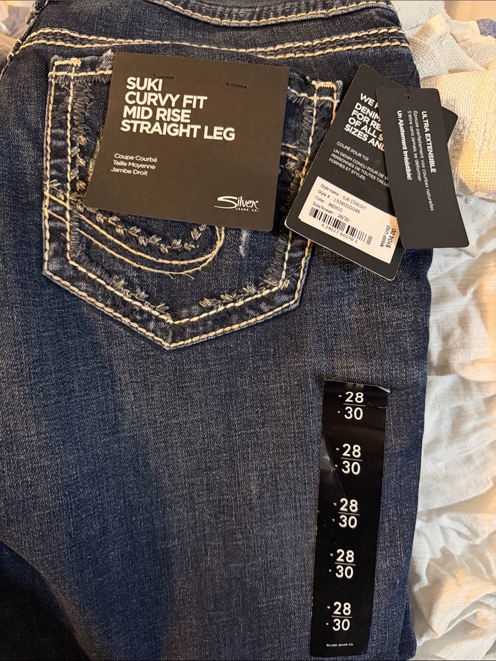 Silver Jeans Straight Leg Jeans in Dark Blue Wash